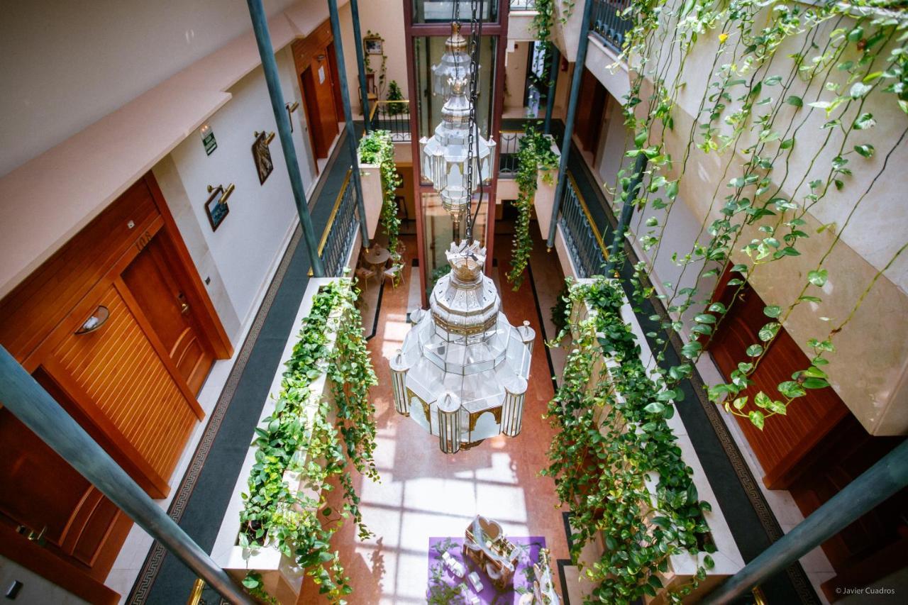 Hotel Avenida Beas de Segura Esterno foto