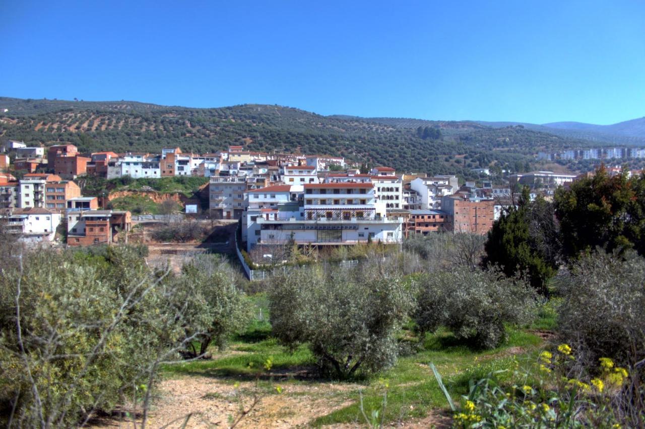 Hotel Avenida Beas de Segura Esterno foto