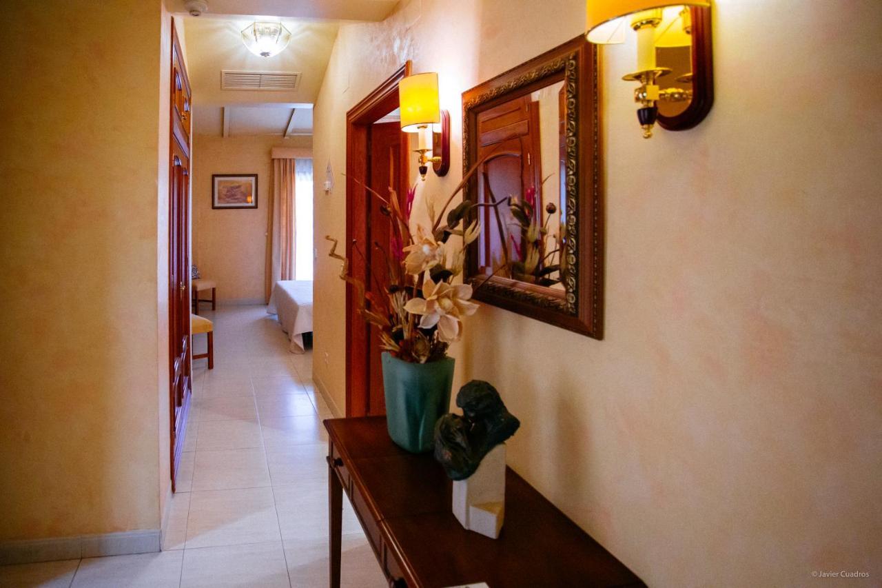 Hotel Avenida Beas de Segura Esterno foto